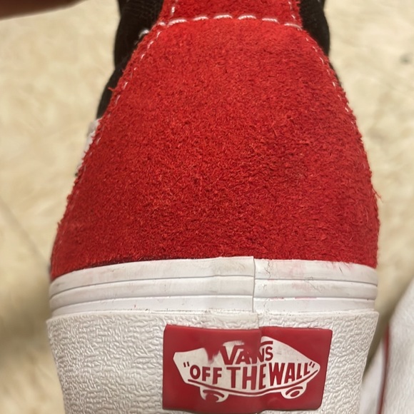 THESE VANS ARE A SIZE 5.5 in kids and it old school and very classic and fire s - Picture 5 of 5